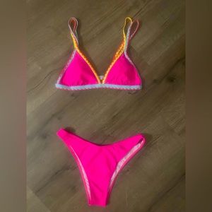 Bikini- hot pink